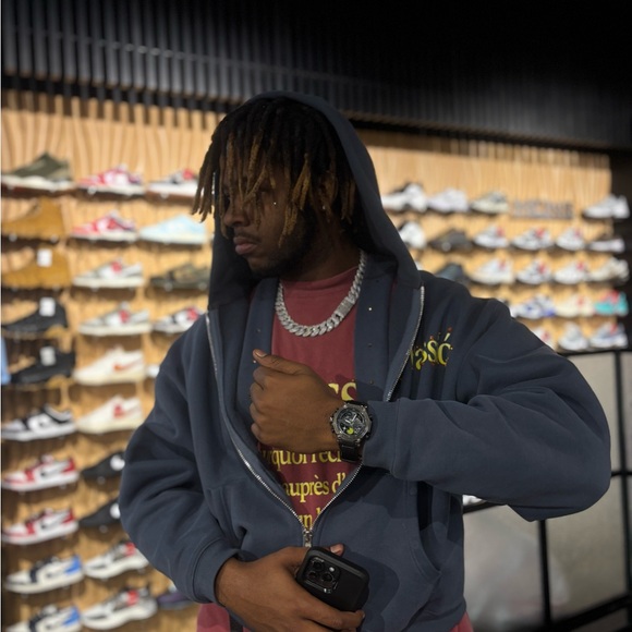 Custom BackPack Jacket - Picture 8 of 9